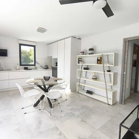 3 With Garden In Ajaccio (Corsica)