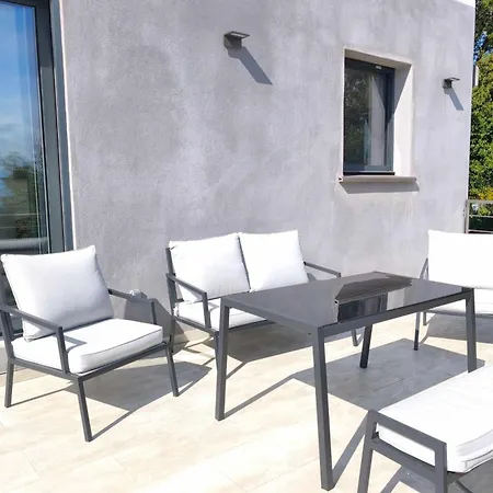 3 With Garden In Holiday home Ajaccio (Corsica)